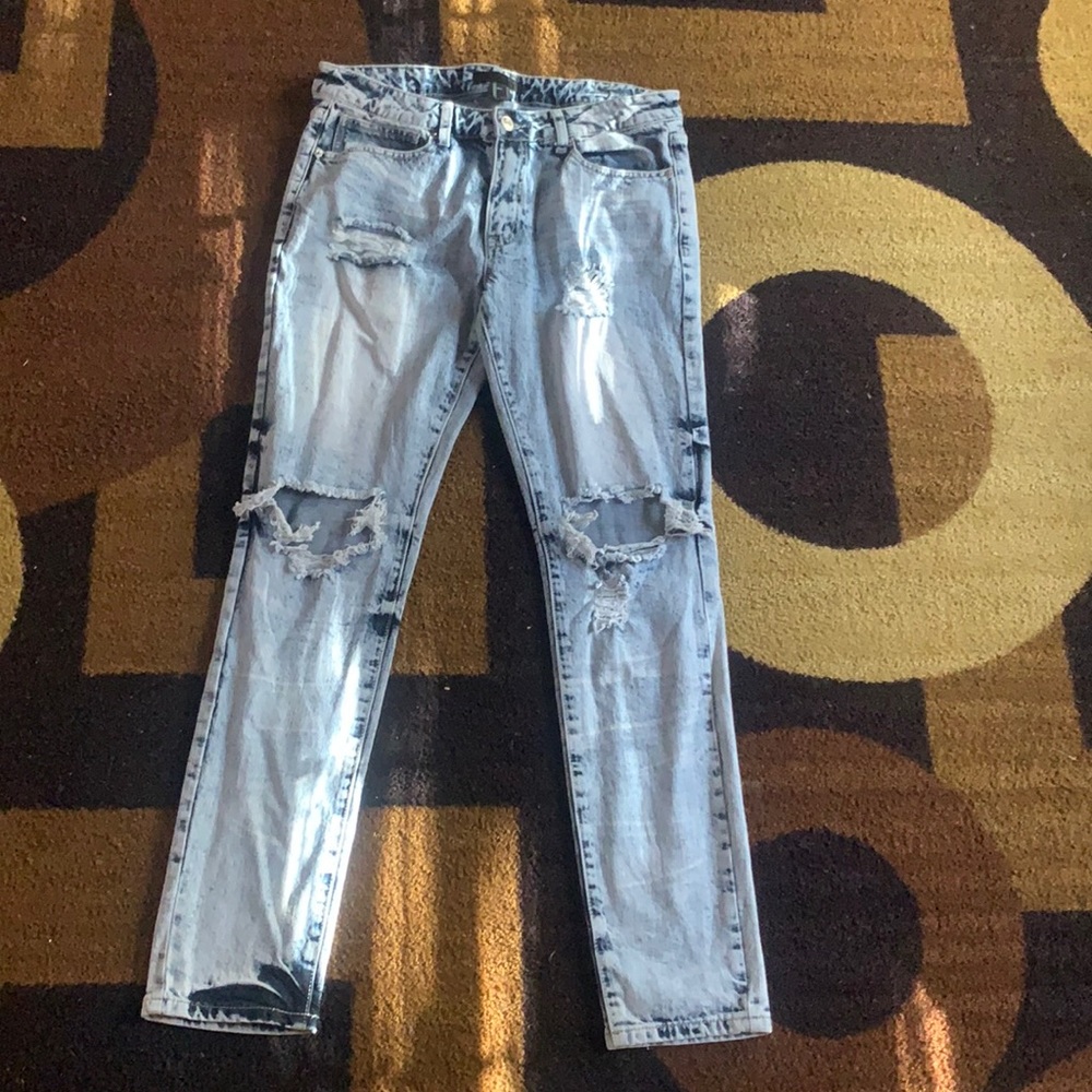 Light Blue Skinny Jeans (for cheap)